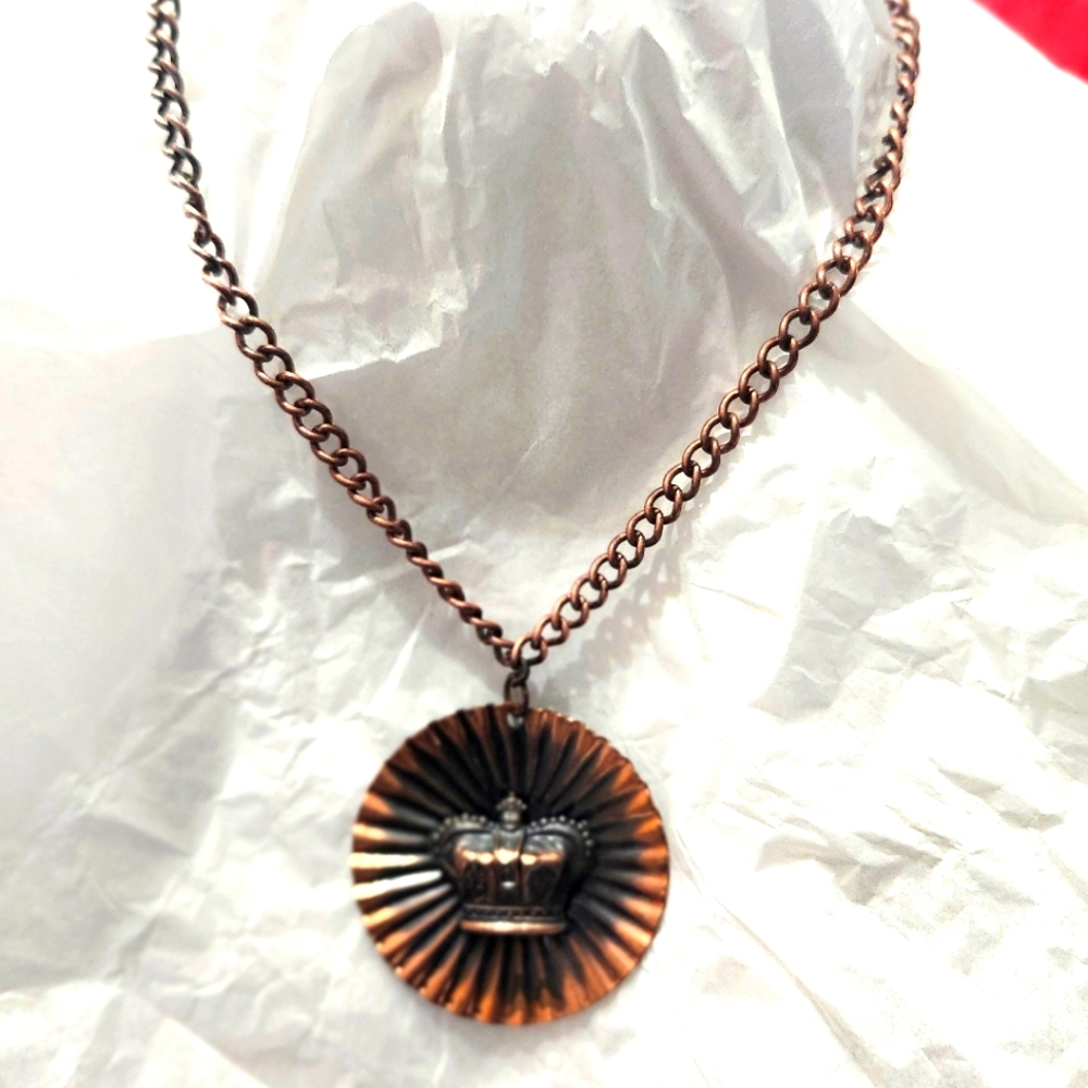 Vtg Solid Copper Mid Century Crown Medallion Larg… - image 2